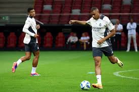 打一个翻身 打一个翻身